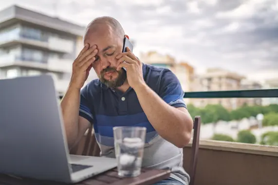 Alterações Persistentes de Humor ou Comportamento